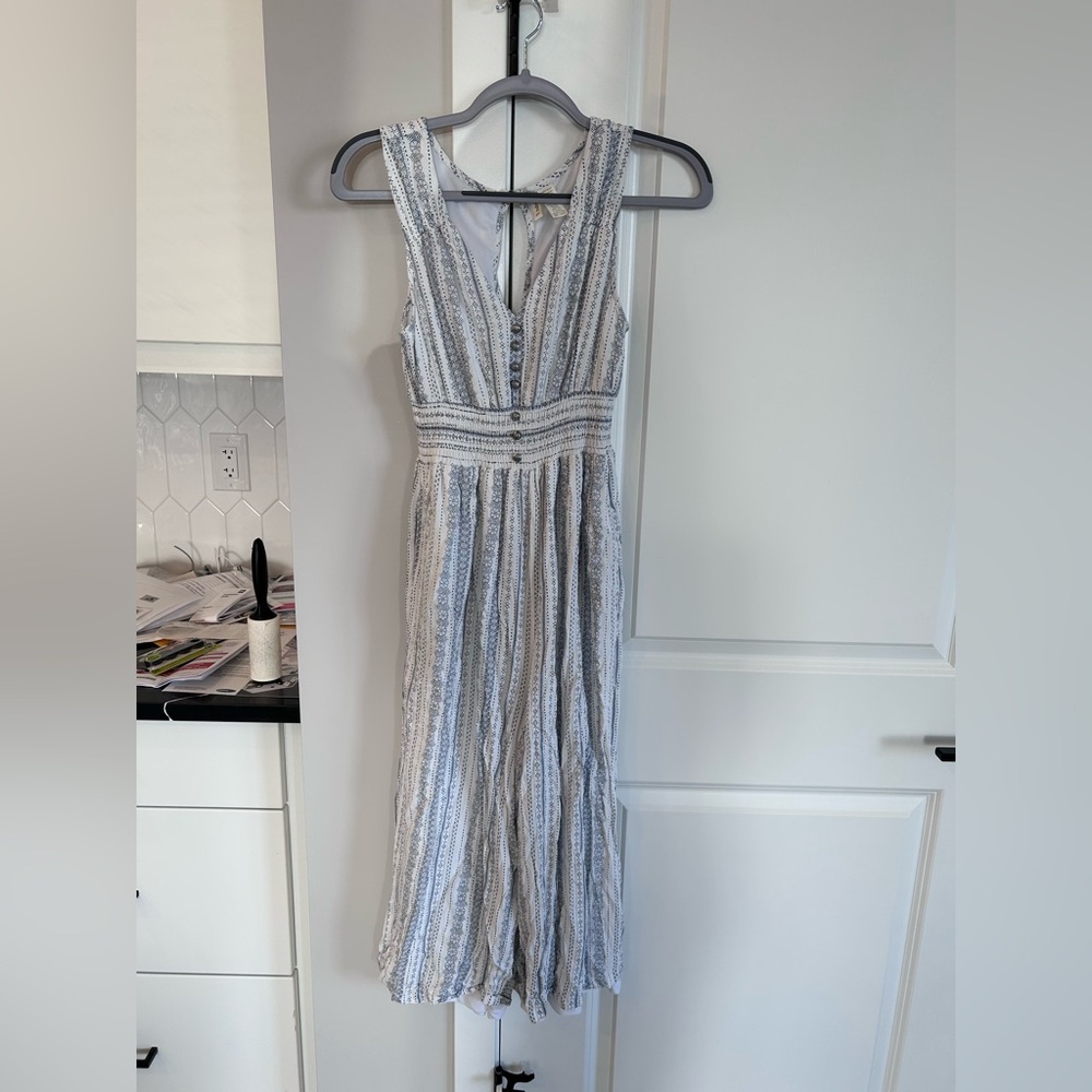 Japna Striped Sleeveless V-Neck Jumpsuit in Blue and White